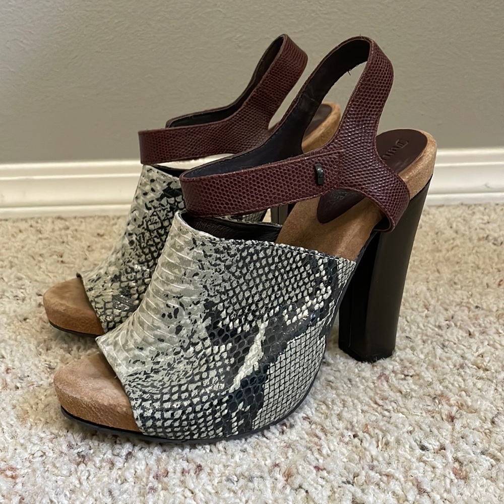 Juicy Couture Snake Skin Peep Toe Pump